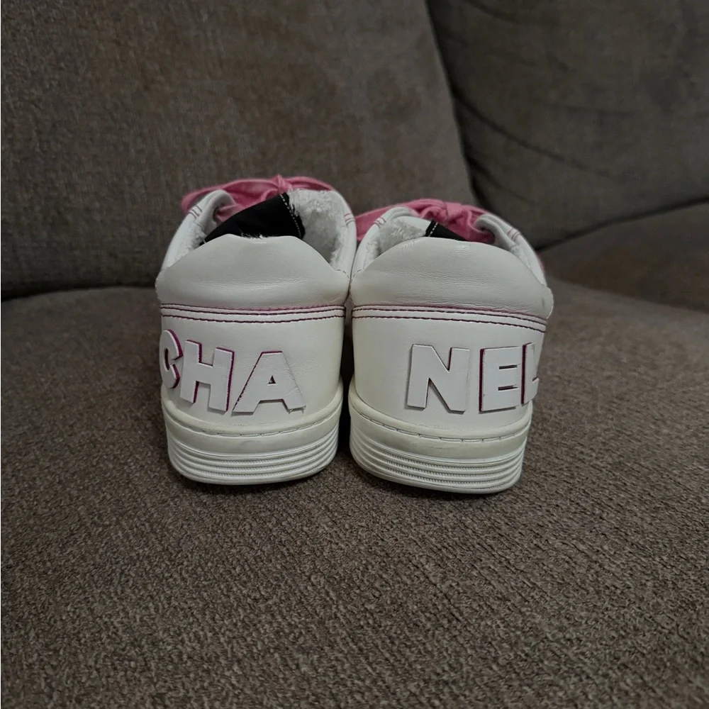 CHANEL White and Pink Sneakers - Picture 4 of 6
